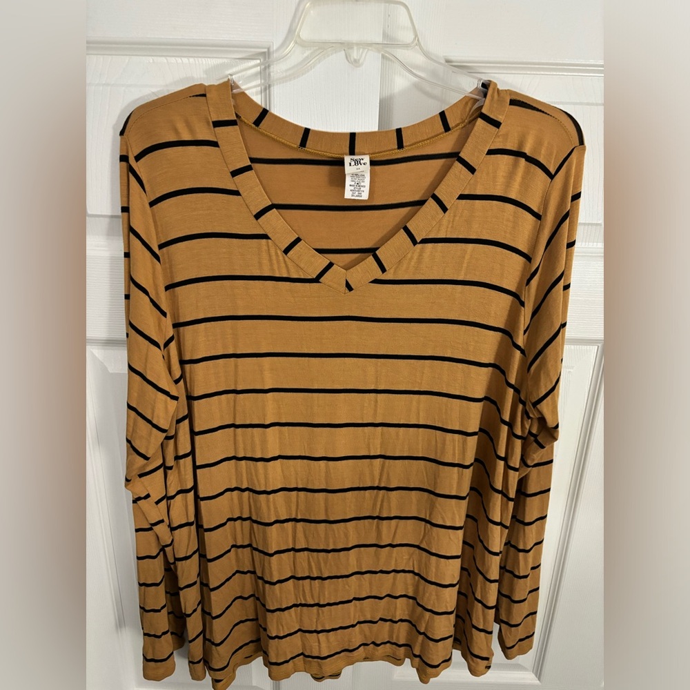 2/$10 NEVER WORN Sew In Love 3X Mustard Yellow/Black Striped Long-Sleeve Shirt